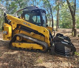Caterpillar Grapple Claws